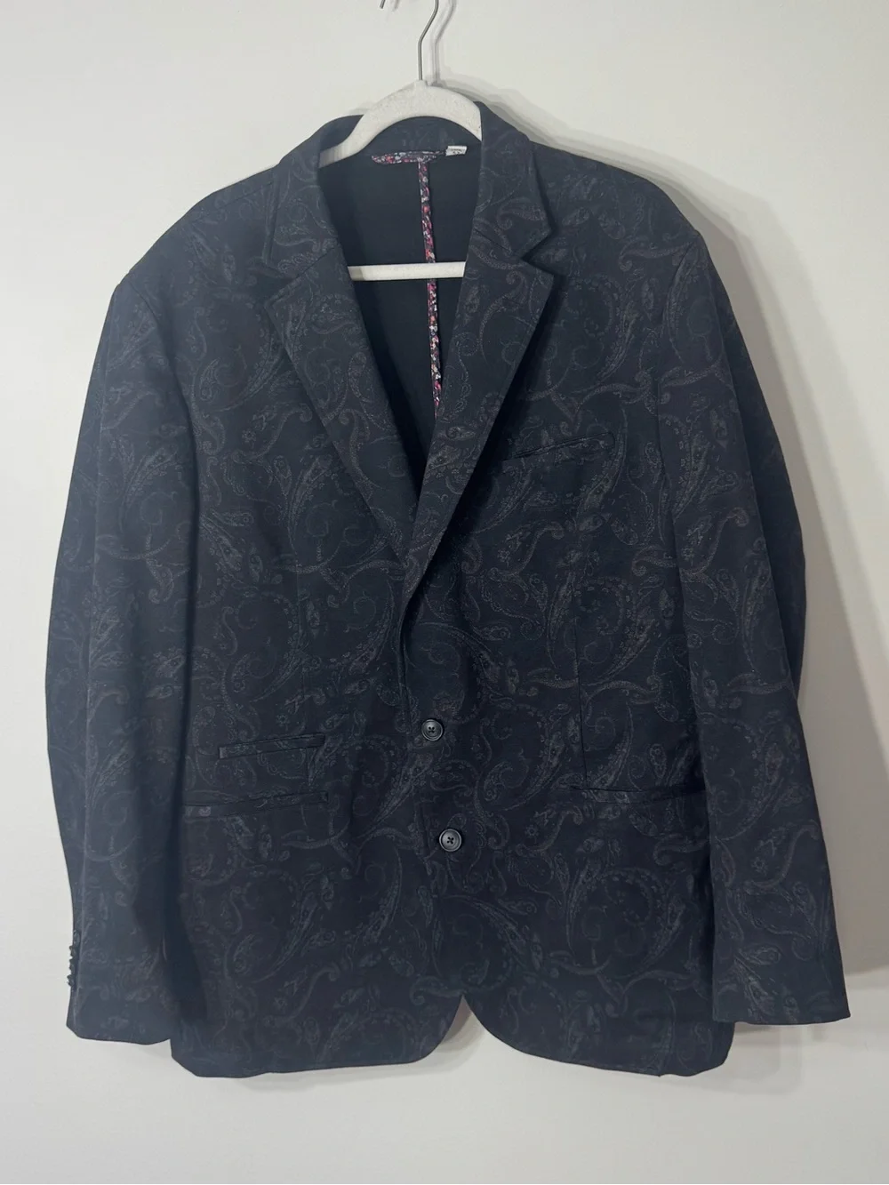 Robert Graham Black Paisley Jacquard Sports Coat
